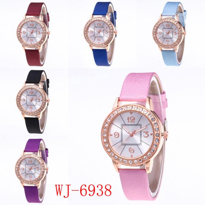 Les montres des femmes WJ-7430 de luxe bon marché avec le style chinois acceptent la montre populaire de main de femmes de petits en lots ordres d'OEM